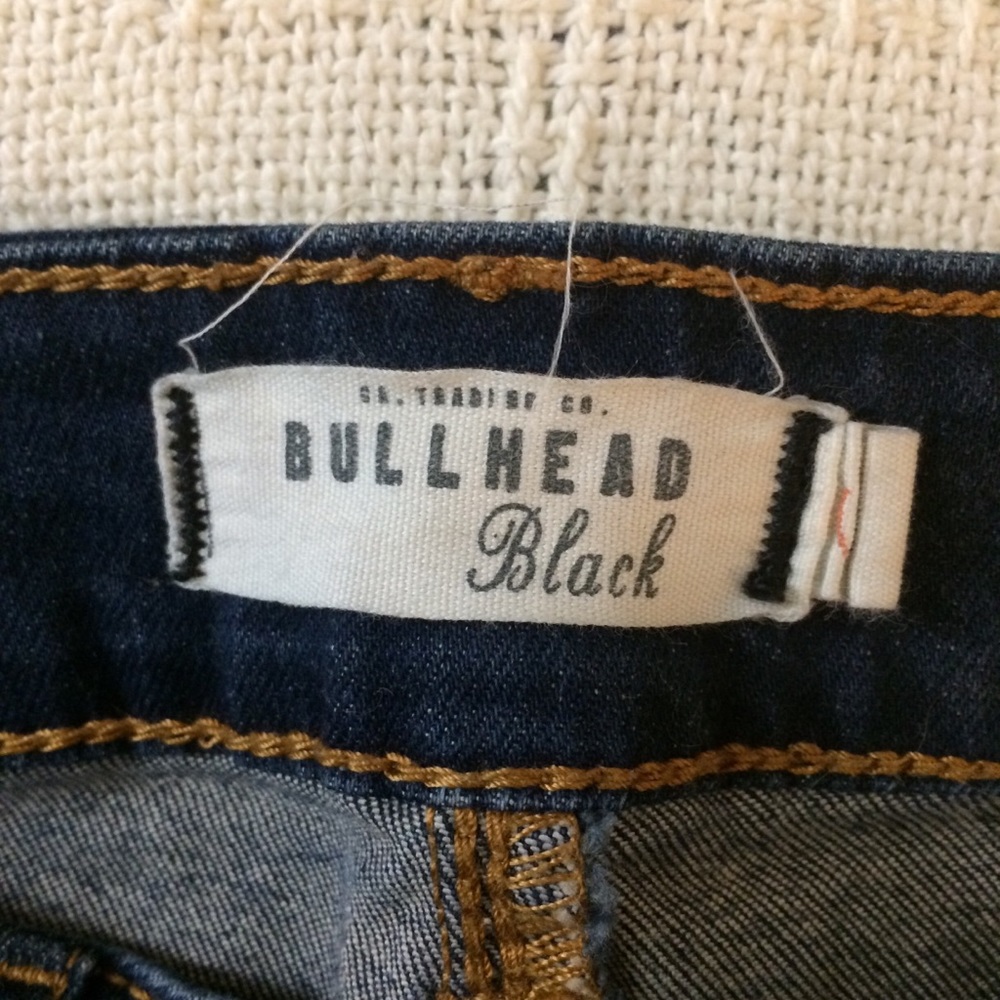 Dark wash distressed skinny jeans - Picture 4 of 8